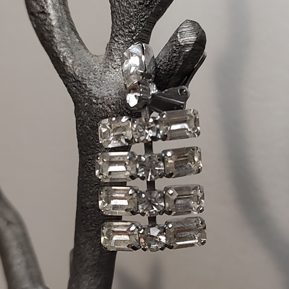 Elegant Crystal Clip-on Dangle Earrings Women's Jewelry Silver - Picture 4 of 4